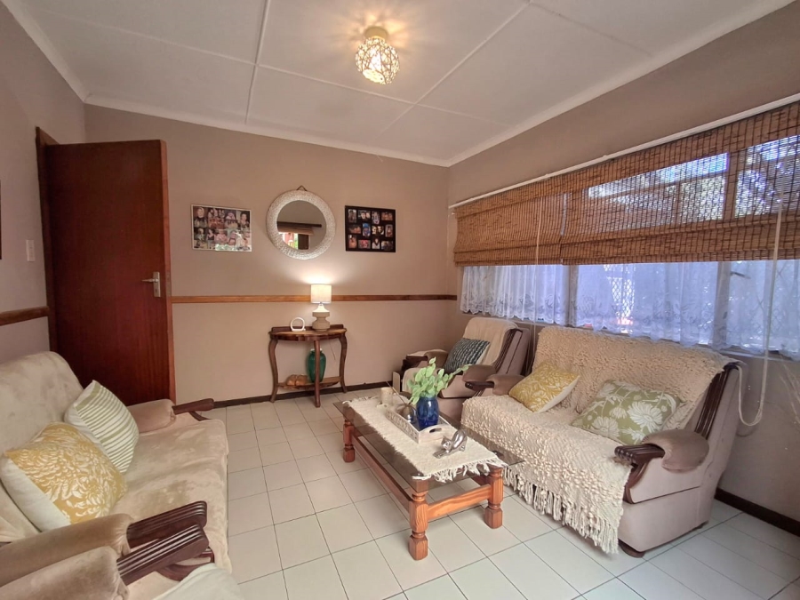 3 Bedroom Property for Sale in Summerpride Eastern Cape